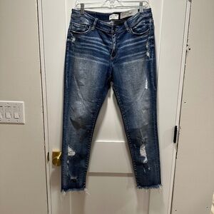 100022	Womens	Jean	BKE	Victoria Mid Rise Skinny	Medium	30	R	Like New